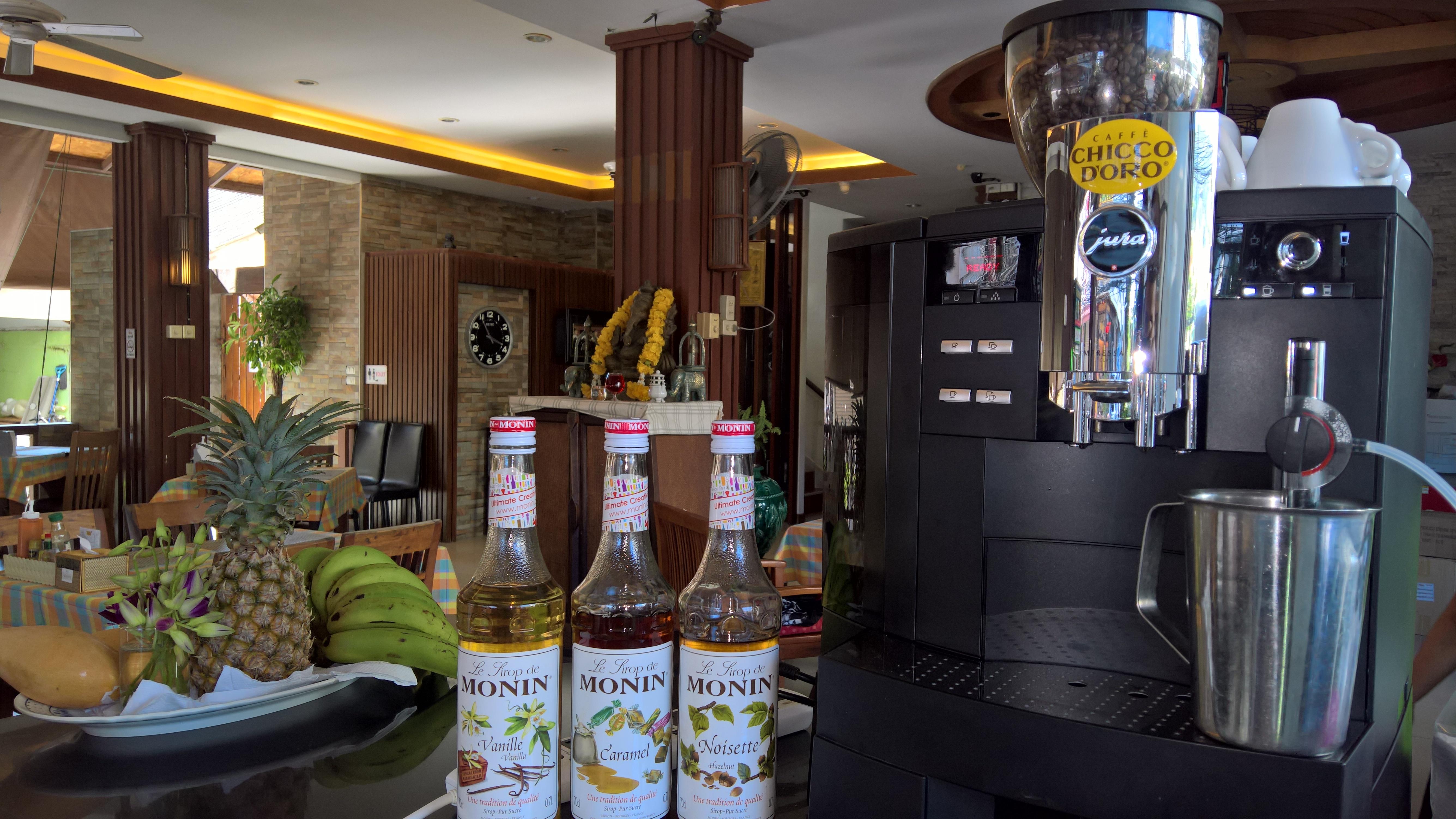 Pipikuku Hotel & Restaurant Phuket Esterno foto